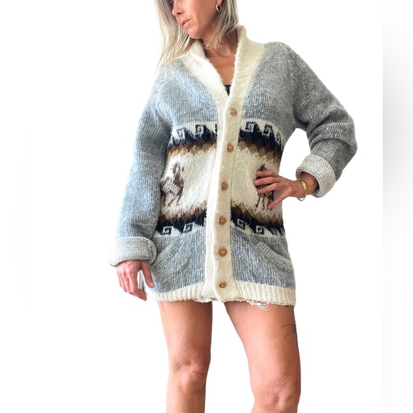 Peruvian Alpaca Wool Vintage Cardigan Sweater